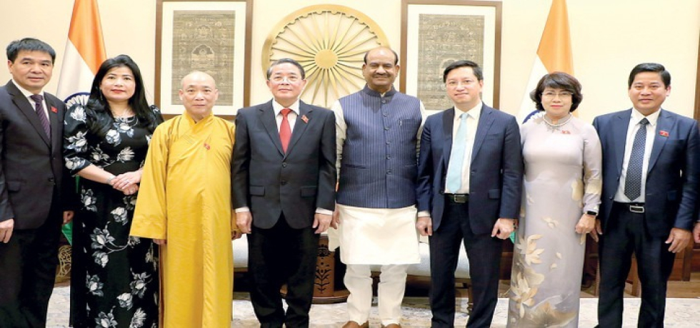 Meeting of Speaker of Lok Sabha, Parliament of India, H.E. Mr. Om Birla with Vice Chairman of National Assembly of Vietnam, H.E. Mr. Nguyen Duc Hai on 17 March 2025 in India